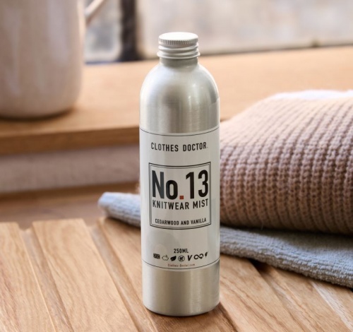 Clothes Doctor N13 Knitwear Mist - Cedarwood and Vanilla (with atomiser)